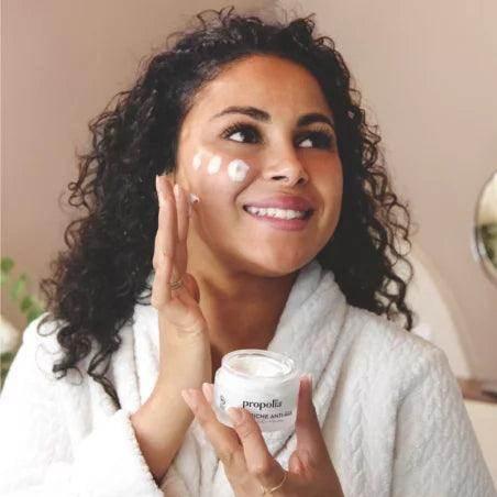 Organic Rich Anti Ageing Moisturiser- Bee Pollen - Hyaluronique acid 50ml - Image 4